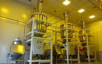 藥粉連續式真空上料機試機