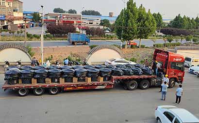 13.5米的平板8臺直排篩 16臺超聲波振動篩發貨